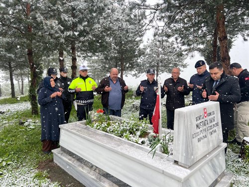 Şehit Kabir Ziyaretleri